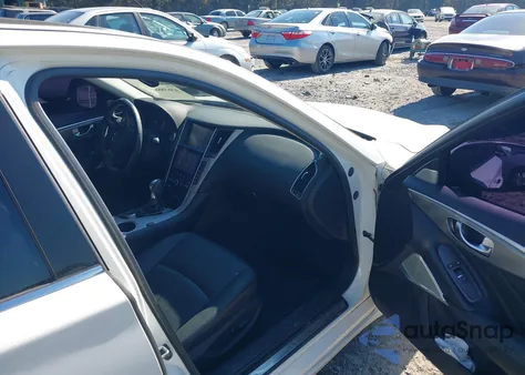 2017 Infiniti Q50 3.0T Premium z USA, uszkodzony, nr VIN JN1EV7AP0HM743549